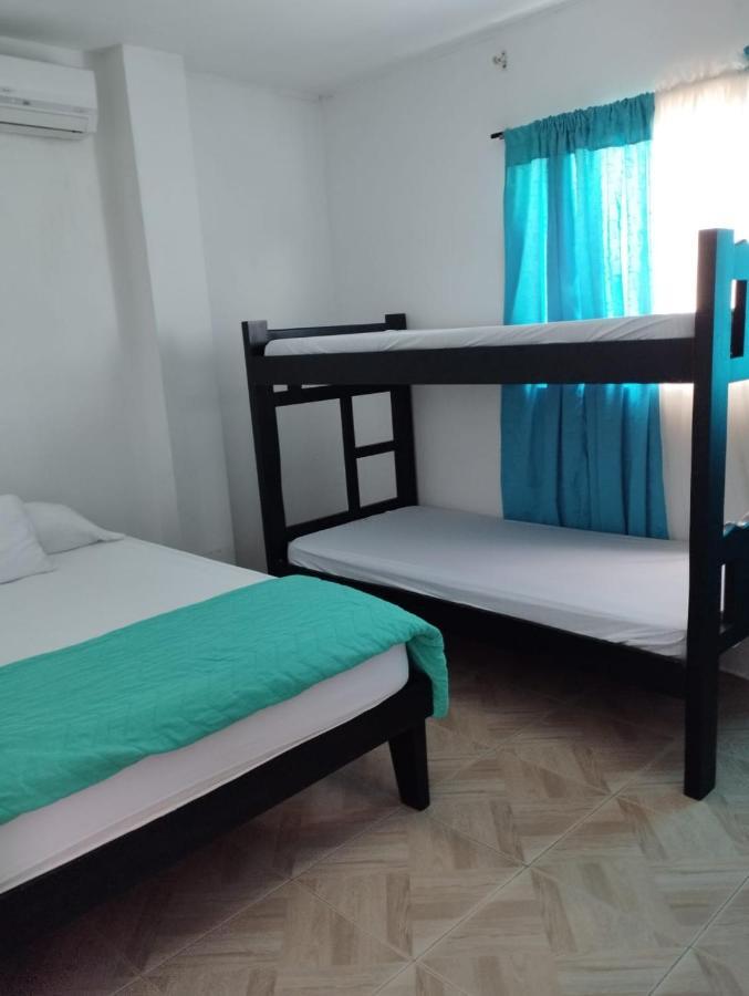 Apartahotel Eden Ковеньяс Екстер'єр фото