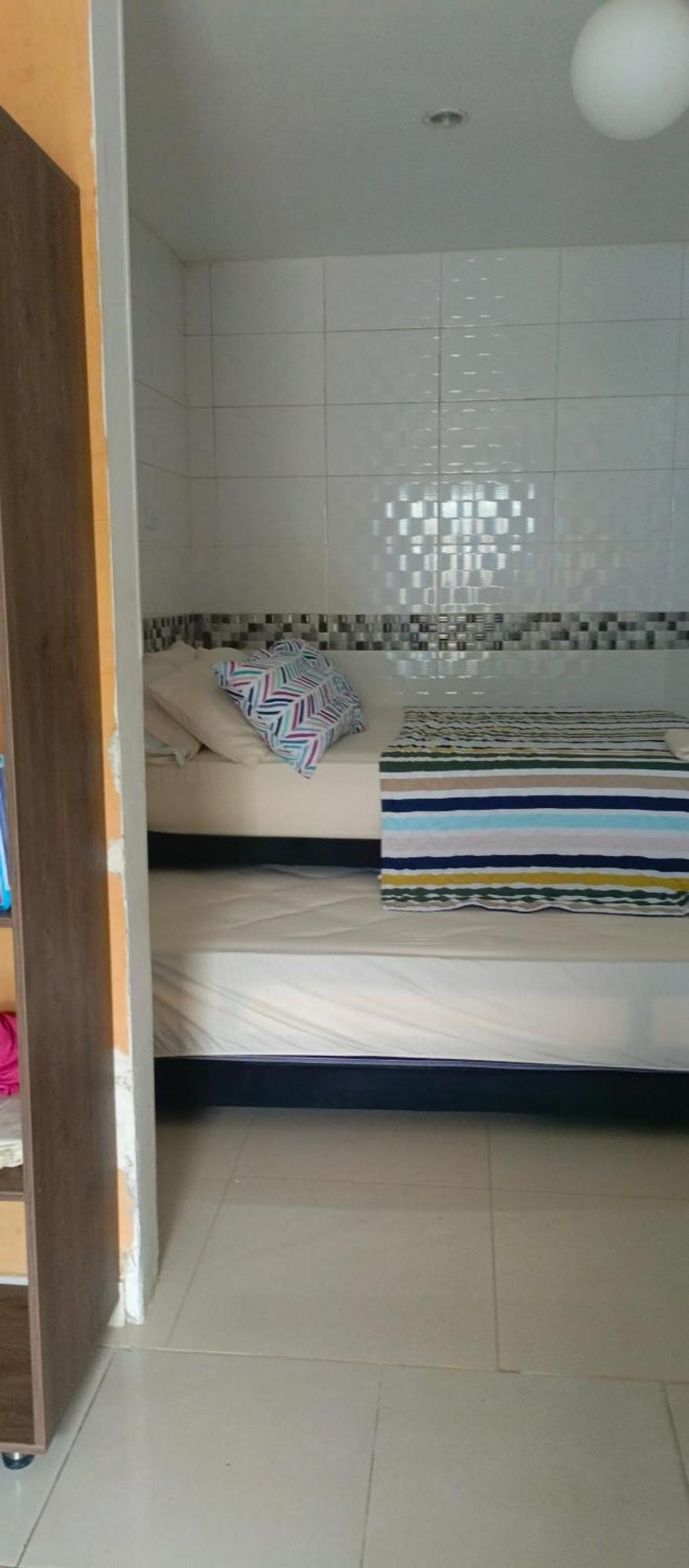 Apartahotel Eden Ковеньяс Номер фото